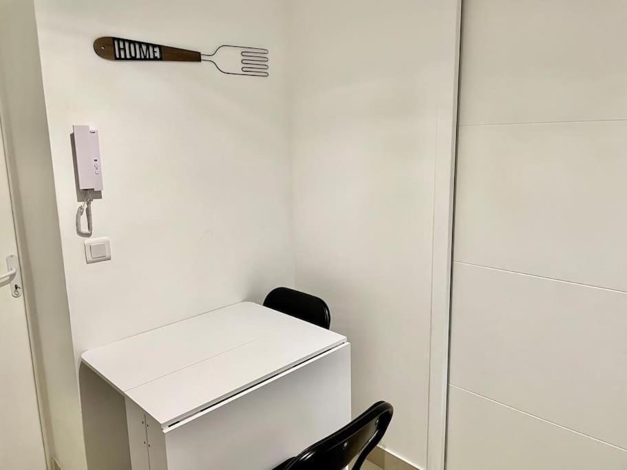 Studio Proche De Paris, Versailles Et La Defense Chaville Ngoại thất bức ảnh